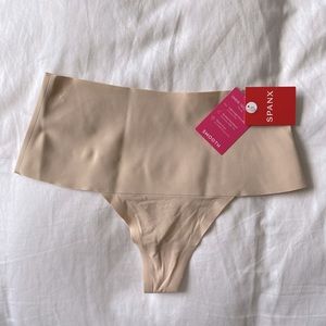 SPANX TUMMY CONTROL THONG